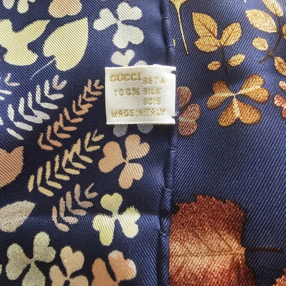 Vintage Gucci Scarf - Picture 5 of 9